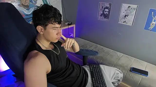 Criss Adams online show from January 2026 02:13:01 AM