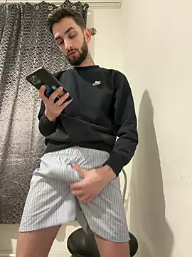 Juliann69Ramiro online show from January 2026 07:19:02 PM