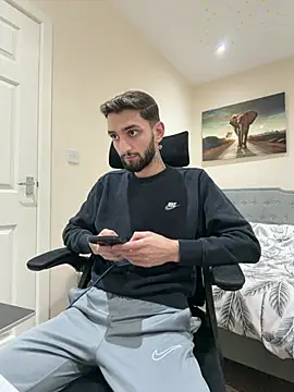 Juliann69Ramiro online show from January 2026 11:04:02 AM