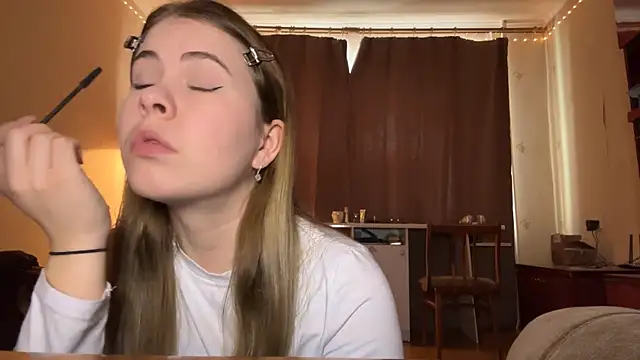 MaevAmy online show from January 2026 11:38:02 AM