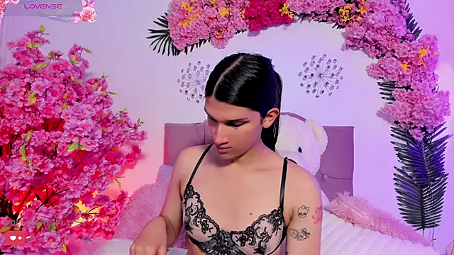 Bianca baldwin  online show from April 2026 09:01:01 PM