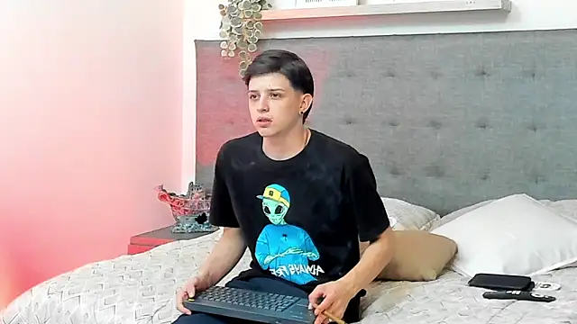 sebastamayo  online show from February 2026 04:55:02 AM