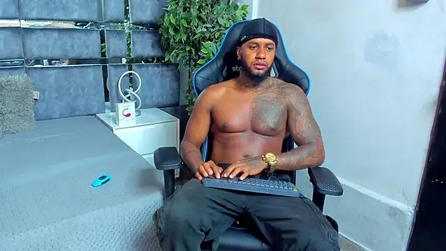 jay jhonson01 online show from April 2026 04:29:01 AM