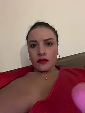 Snapshot of Lena-Williamss chatting on July 2026 05:42:02 AM Lena-Williamss online show from July 2026 05:42:02 AM