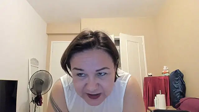 Snapshot of tantriquegirl06 chatting on June 2026 07:38:02 PM tantriquegirl06 online show from June 2026 07:38:02 PM