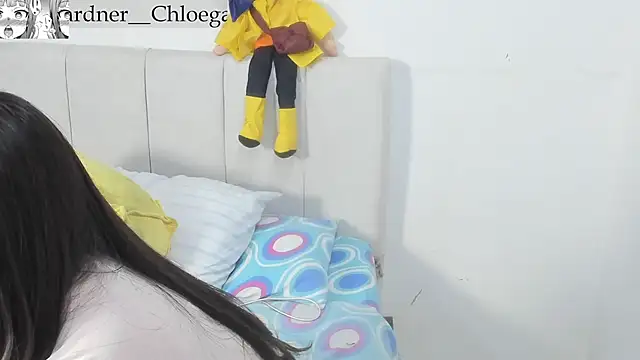  Chloe gardner online show from December 2025 11:12:02 PM