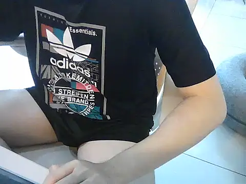 YourBoYyyyyyyy online show from December 2025 06:28:01 AM