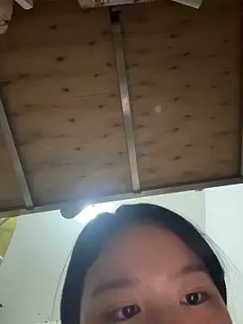 Kawaii-P online show from December 2025 12:22:01 PM