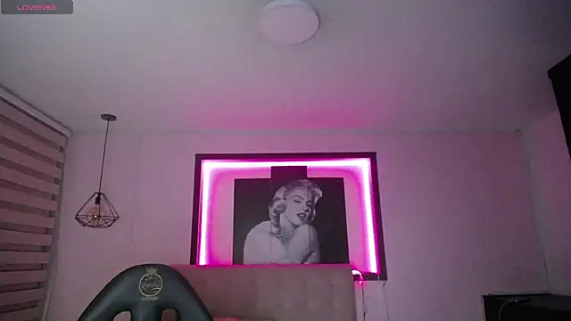 Kendall fox x online show from January 2026 03:20:01 AM