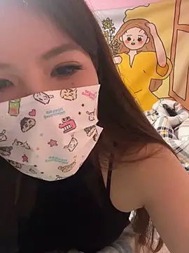 Snapshot of Momochen8839 chatting on February 2026 03:22:01 PM Momochen8839 online show from February 2026 03:22:01 PM