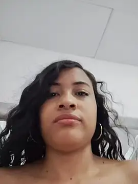 Snapshot of DAFNNEE_HOT chatting on July 2026 02:56:02 PM DAFNNEE HOT online show from July 2026 02:56:02 PM