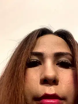 Lunara Vall online show from February 2026 03:38:02 AM