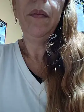 Snapshot of cari75 chatting on May 2026 02:39:01 AM cari75 online show from May 2026 02:39:01 AM