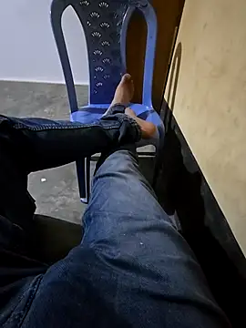 SHARIF12123 online show from February 2026 04:58:01 PM