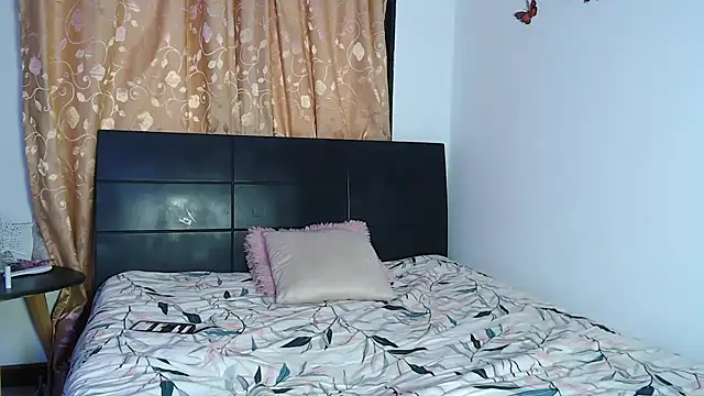 Hot Horney699 online show from April 2026 06:52:01 PM