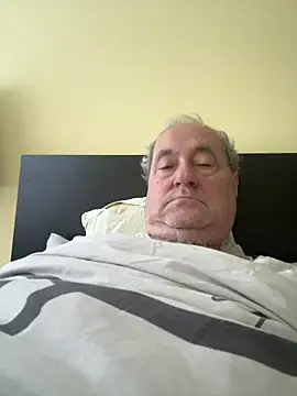 Snapshot of csikar chatting on June 2026 04:50:01 AM csikar online show from June 2026 04:50:01 AM