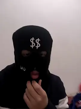 Snapshot of twinkarabboy chatting on December 2025 03:52:01 PM twinkarabboy online show from December 2025 03:52:01 PM