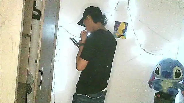 Glen connor 11 online show from January 2026 03:00:01 AM