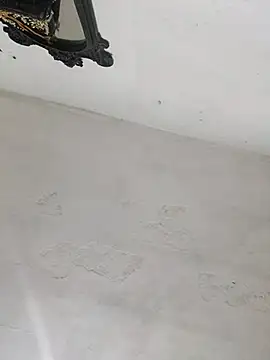 Izacutan online show from March 2026 04:24:01 PM