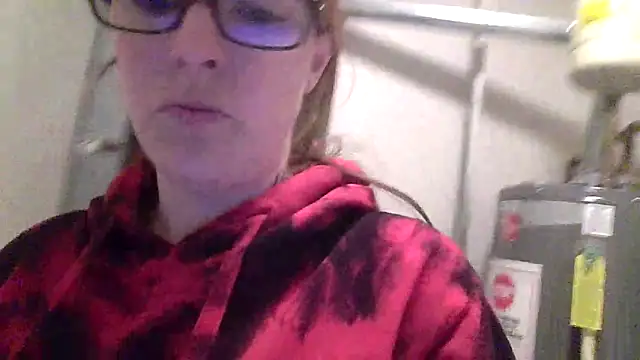 Snapshot of redremmi chatting on March 2026 03:58:01 PM redremmi online show from March 2026 03:58:01 PM