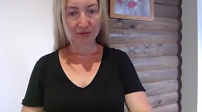 ValeryKiwi online show from January 2025 07:00:02 PM