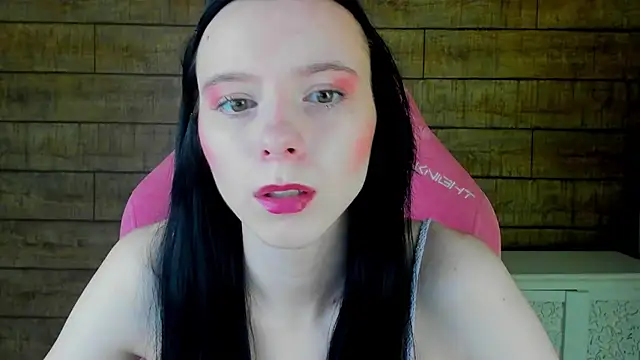 ArinaKubrick online show from March 2026 04:36:01 PM