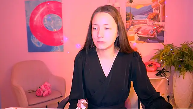 Snapshot of LuluPatterson chatting on December 2025 08:12:02 AM LuluPatterson online show from December 2025 08:12:02 AM