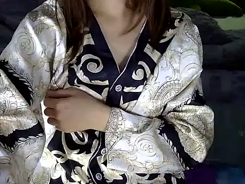 Chichi 86 online show from February 2026 04:00:02 PM