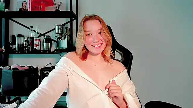 Snapshot of Agatha_Mayson chatting on July 2026 05:33:02 AM Agatha Mayson online show from July 2026 05:33:02 AM