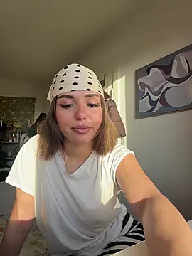 SilkyMira online show from January 2026 01:28:02 PM