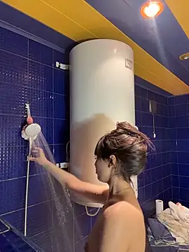 Snapshot of SilkyMira chatting on February 2026 10:08:01 PM SilkyMira online show from February 2026 10:08:01 PM