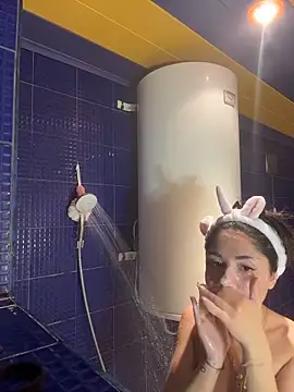 Snapshot of SilkyMira chatting on February 2026 08:31:02 PM SilkyMira online show from February 2026 08:31:02 PM