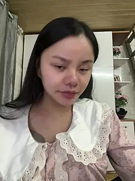 Snapshot of leo-kitty chatting on April 2026 03:21:02 PM leo-kitty online show from April 2026 03:21:02 PM
