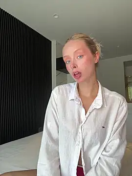 SunnyShiney online show from February 2026 06:23:01 AM