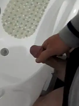 Snapshot of Mar81 chatting on December 2025 05:49:01 AM Mar81 online show from December 2025 05:49:01 AM