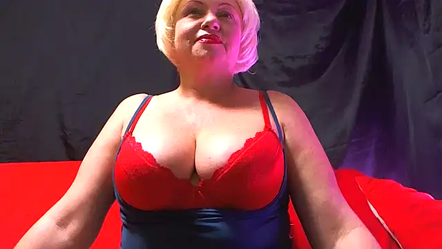 NaughtyMILF4UX online show from January 2026 10:30:01 AM