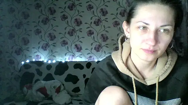 Snapshot of nika_smily chatting on December 2025 10:04:01 PM nika smily online show from December 2025 10:04:01 PM