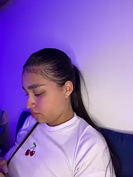 Snapshot of Iam_samanthaaa chatting on December 2025 04:30:02 AM Iam samanthaaa online show from December 2025 04:30:02 AM