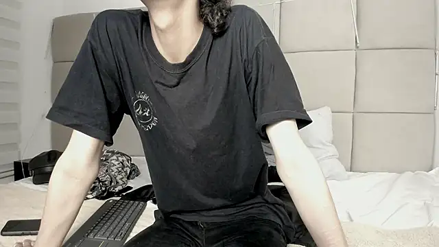 vannellope 96 online show from February 2026 05:22:02 PM