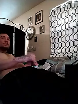 Snapshot of sexywhitedick@xh chatting on January 2026 06:57:02 PM sexywhitedickxh online show from January 2026 06:57:02 PM