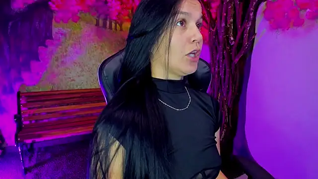 Snapshot of marahanson_ chatting on January 2026 07:08:02 PM marahanson online show from January 2026 07:08:02 PM