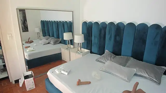 Scarlett  Noir online show from April 2026 06:58:02 PM