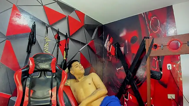 Snapshot of Hot_Boys_69 chatting on February 2026 12:00:01 PM Hot Boys 69 online show from February 2026 12:00:01 PM