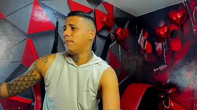 Snapshot of Hot_Boys_69 chatting on February 2026 12:04:02 PM Hot Boys 69 online show from February 2026 12:04:02 PM