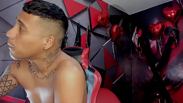 Snapshot of Hot_Boys_69 chatting on February 2026 12:05:02 PM Hot Boys 69 online show from February 2026 12:05:02 PM