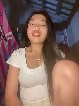 lux-su online show from April 2026 10:37:02 PM