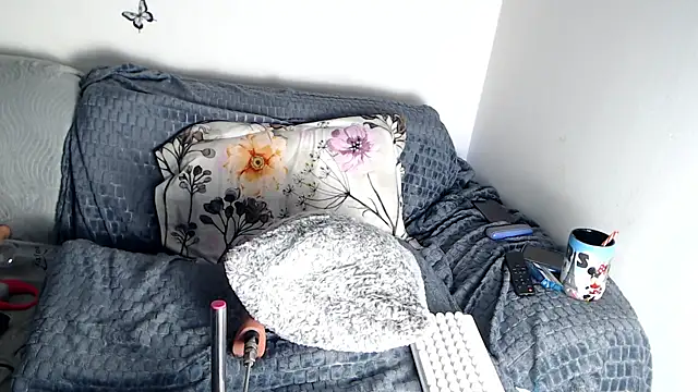 RebeFucksonn online show from May 2026 07:45:02 PM
