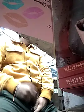 Snapshot of mohit08desi chatting on December 2025 11:40:02 AM mohit08desi online show from December 2025 11:40:02 AM