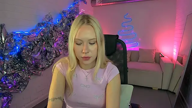 Snapshot of AprilChambers chatting on January 2026 01:26:02 PM AprilChambers online show from January 2026 01:26:02 PM