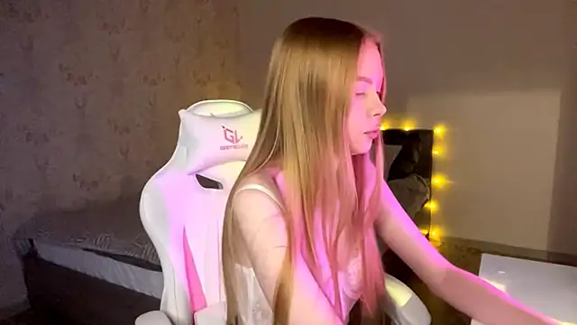 LumiSun online show from January 2026 07:52:02 PM